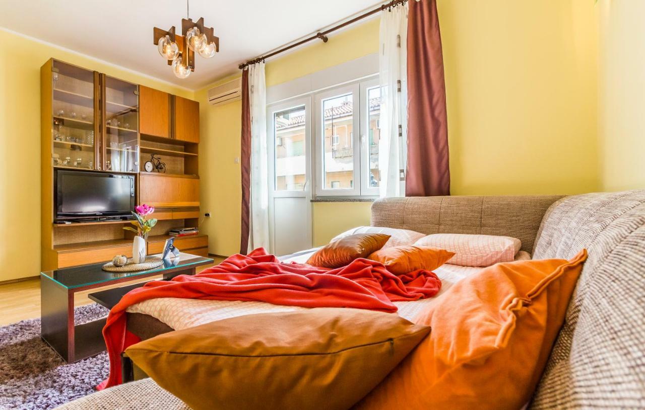 Pula Apartment Екстериор снимка